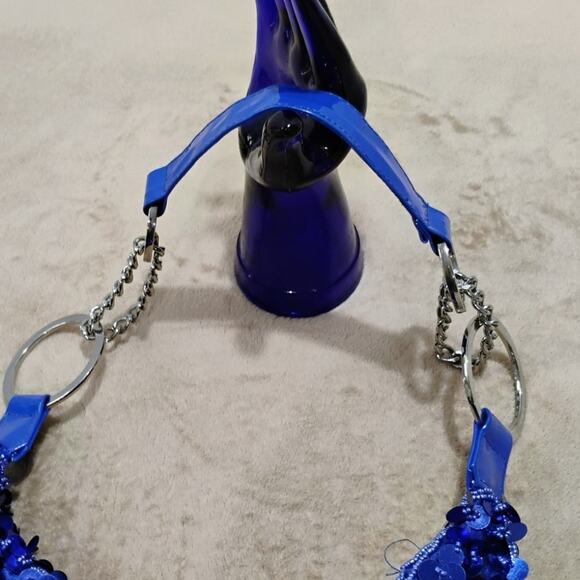 Blue sequined party purse for special occasions - Picture 7 of 9